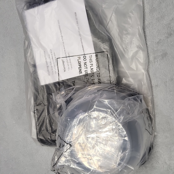 NIB Lock n Lock Bento Bowl and Canvas Bag - Picture 3 of 16